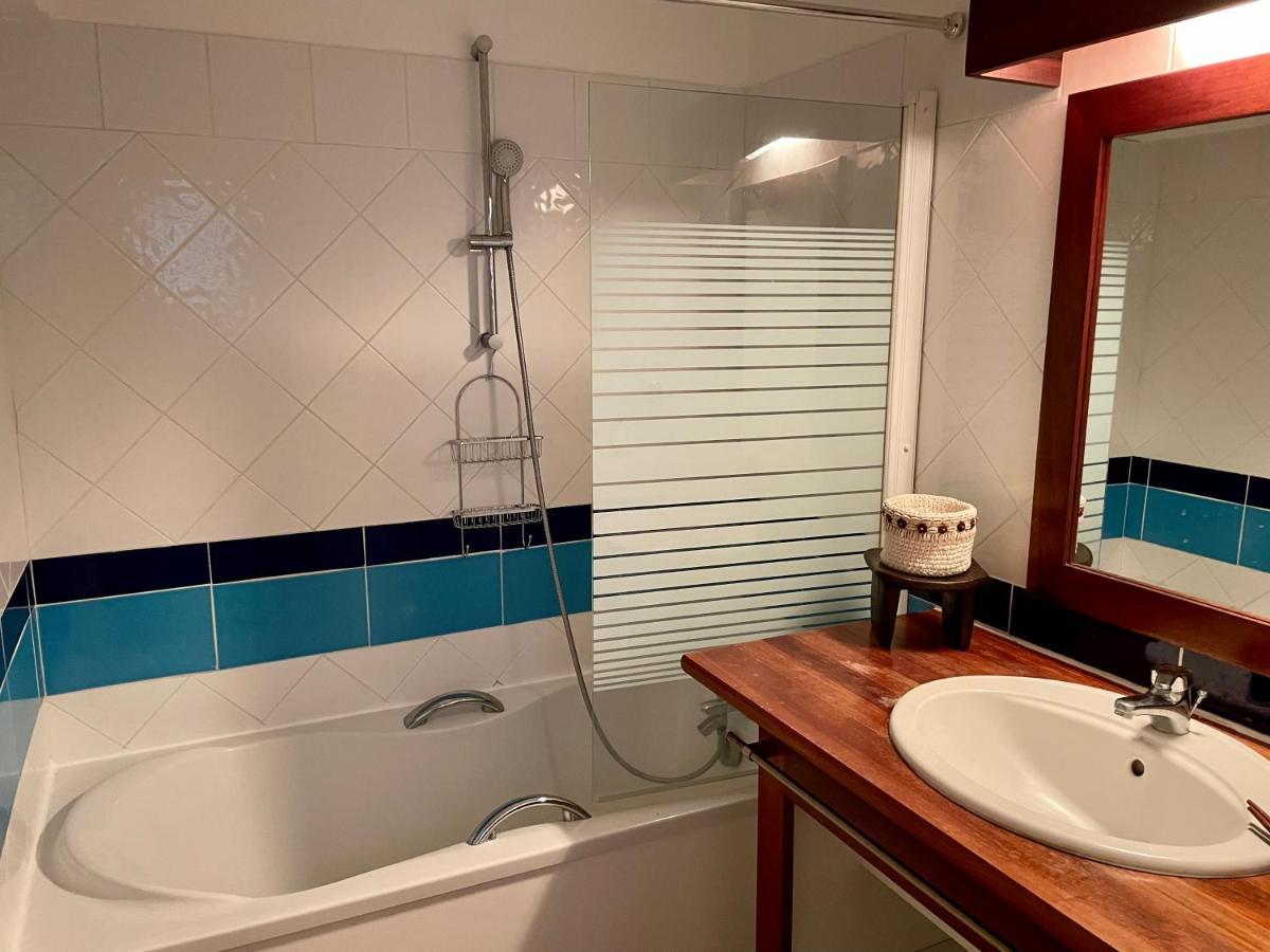 Cauris Lodge Du Marisol Vue Mer Acces Direct Plage Avec Citerne D Eau Ле-Гозье Экстерьер фото